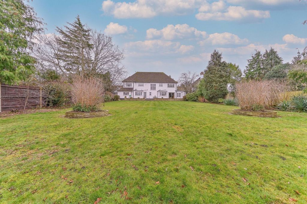 Additional image 9 of 5 bed detached house for saleGrimwade Avenue, Lloyd Park, Croydon CR0