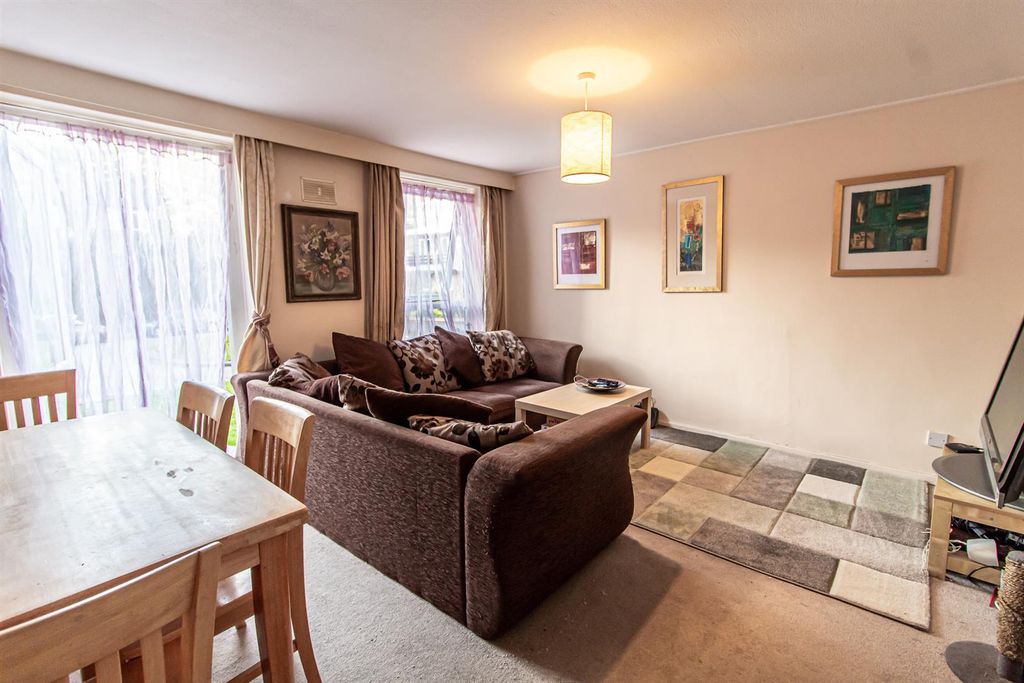 Property photo 2 of 10 Lounge Diner