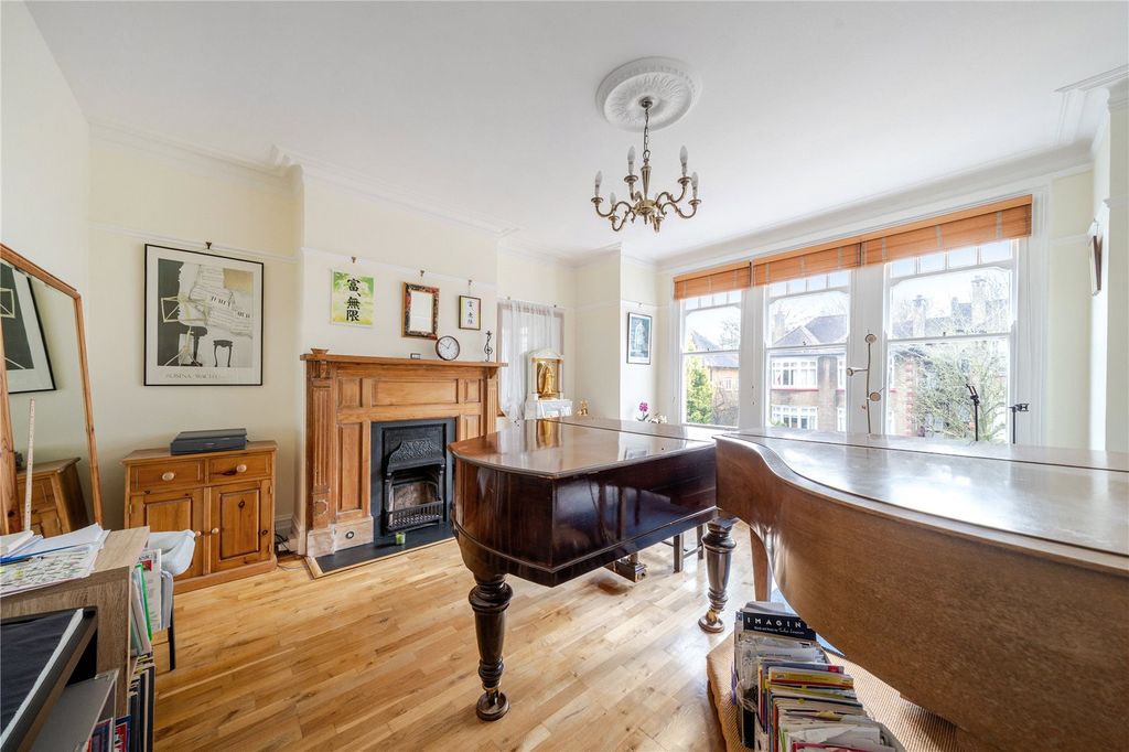 Property photo 3 of 18 Picture No. 03