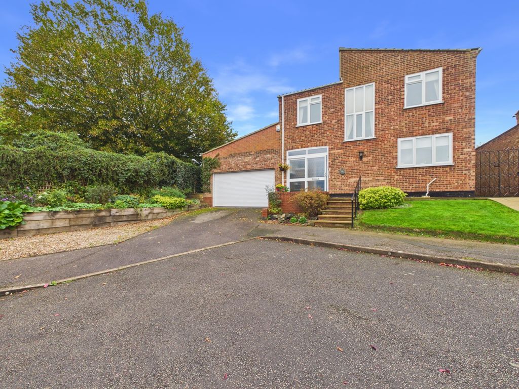 Property photo 1 of 20 Pytchley Drive