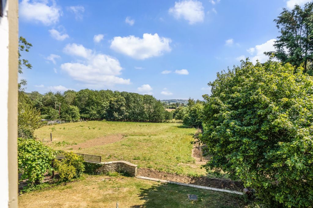Property photo 2 of 11 Picture No. 08