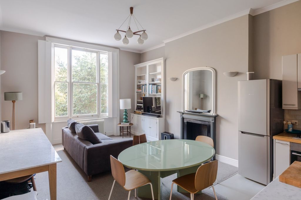 Property photo 1 of 8 Reception Room
