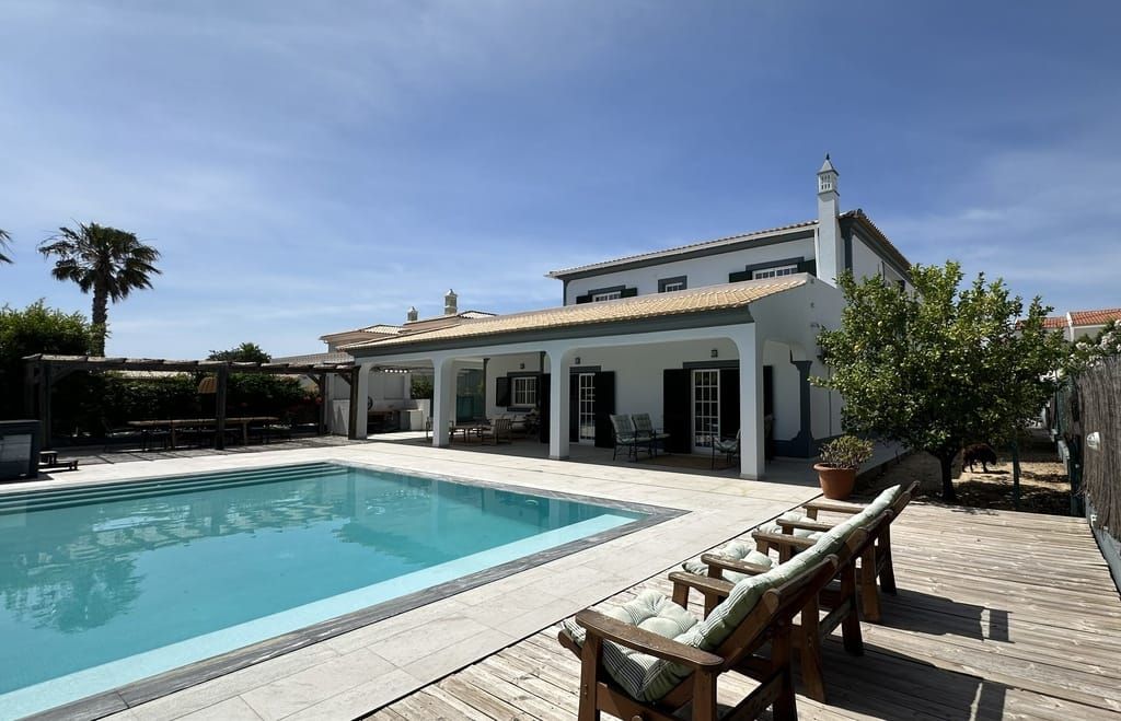 Property photo 1 of 27 Algarve Villa Ptalmv489P 1