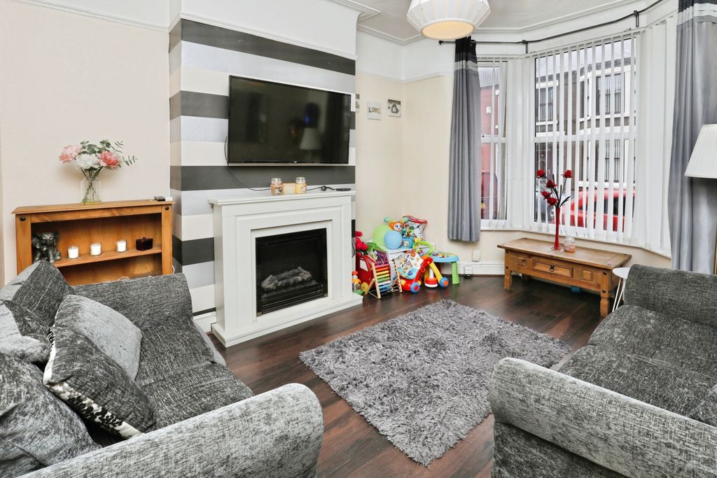 Property photo 2 of 15