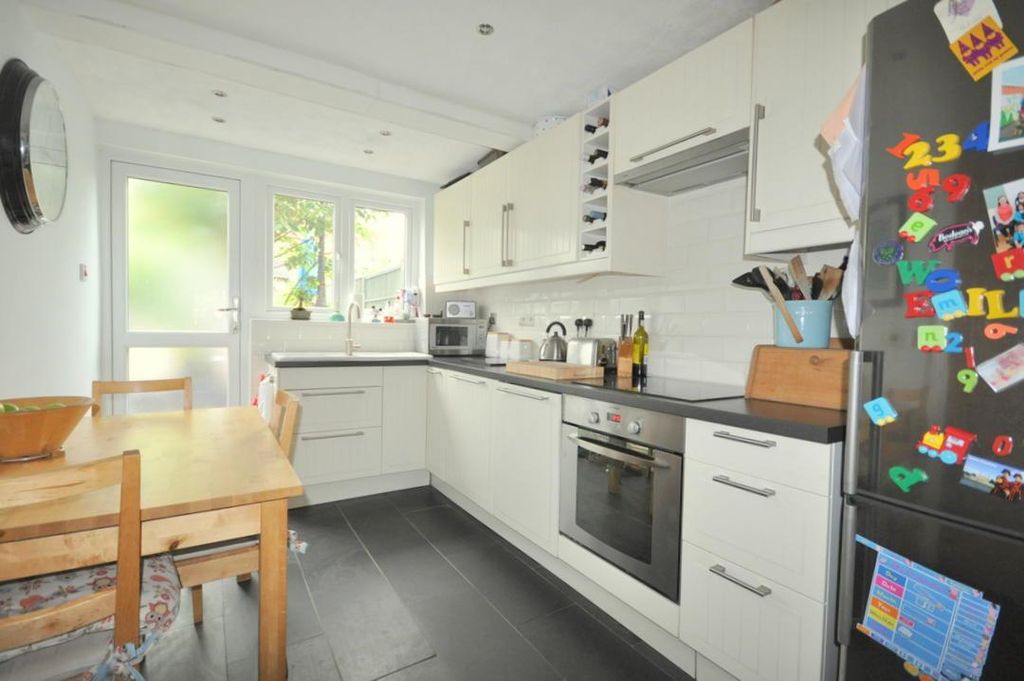 Property photo 2 of 13 Kitchen