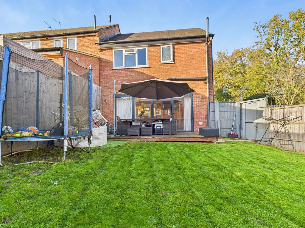 Property photo 3 of 12 Picture No. 18