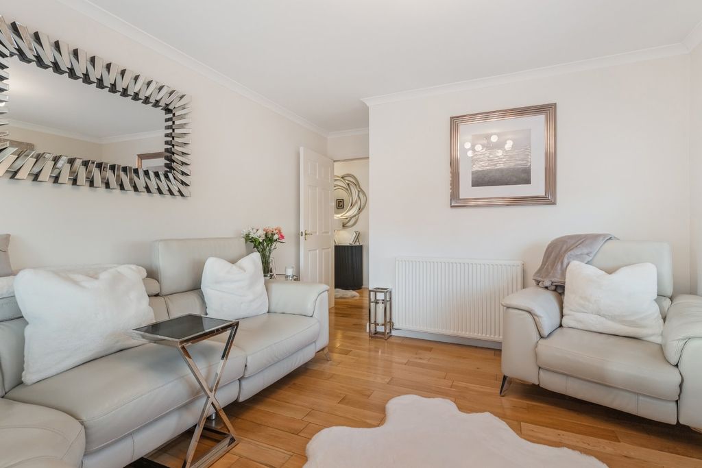 Property photo 3 of 19 Picture No. 14