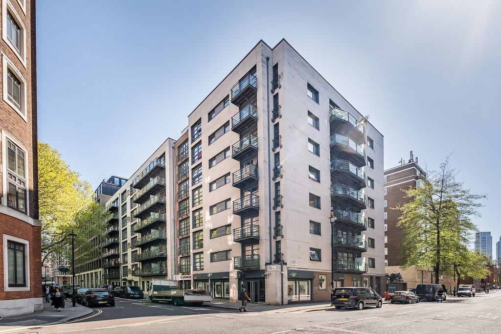 Property photo 2 of 10