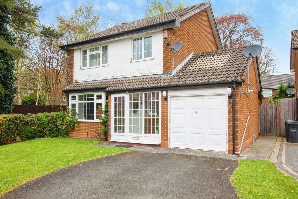 Property photo 1 of 18