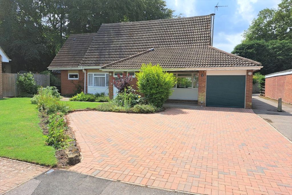 Property photo 1 of 21