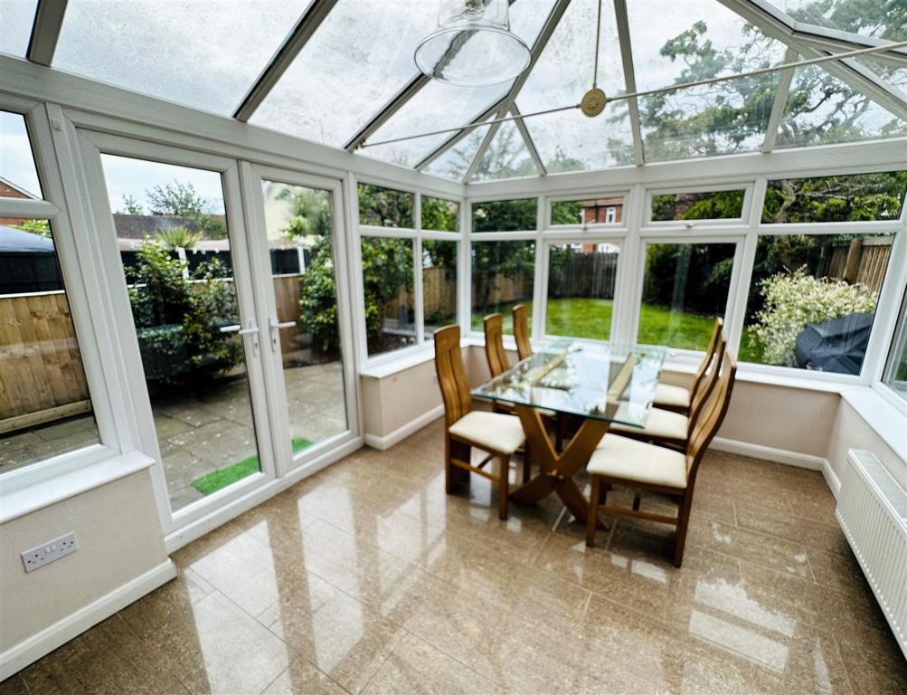 Property photo 3 of 15 Conservatory