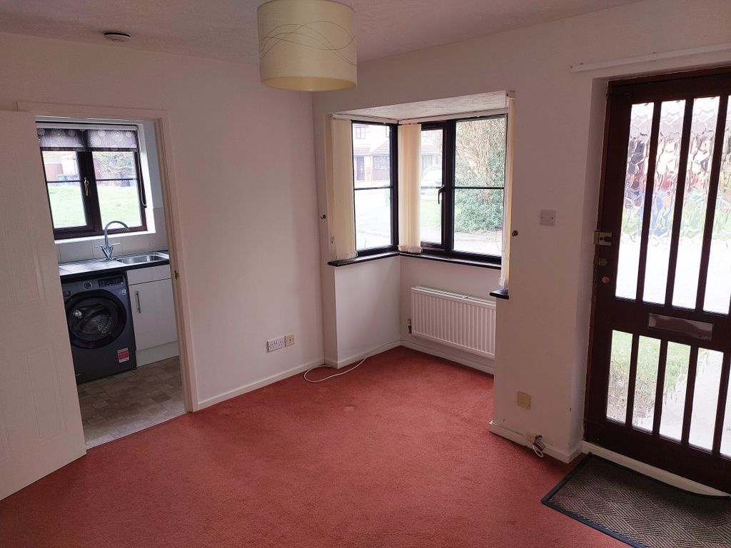 Property photo 2 of 11