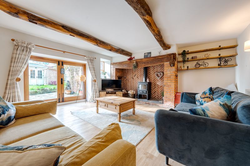 Property photo 3 of 33 Photo 24