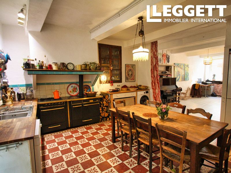 Property photo 3 of 10