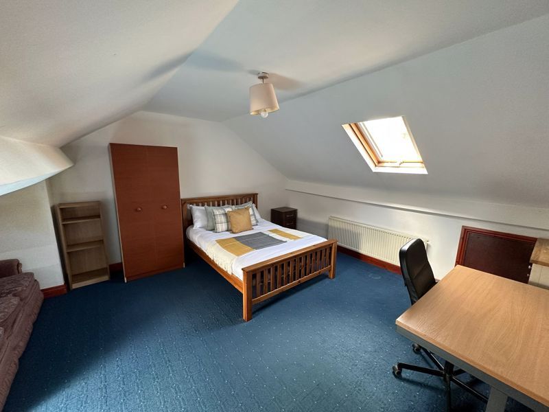 Property photo 2 of 10 Photo 45