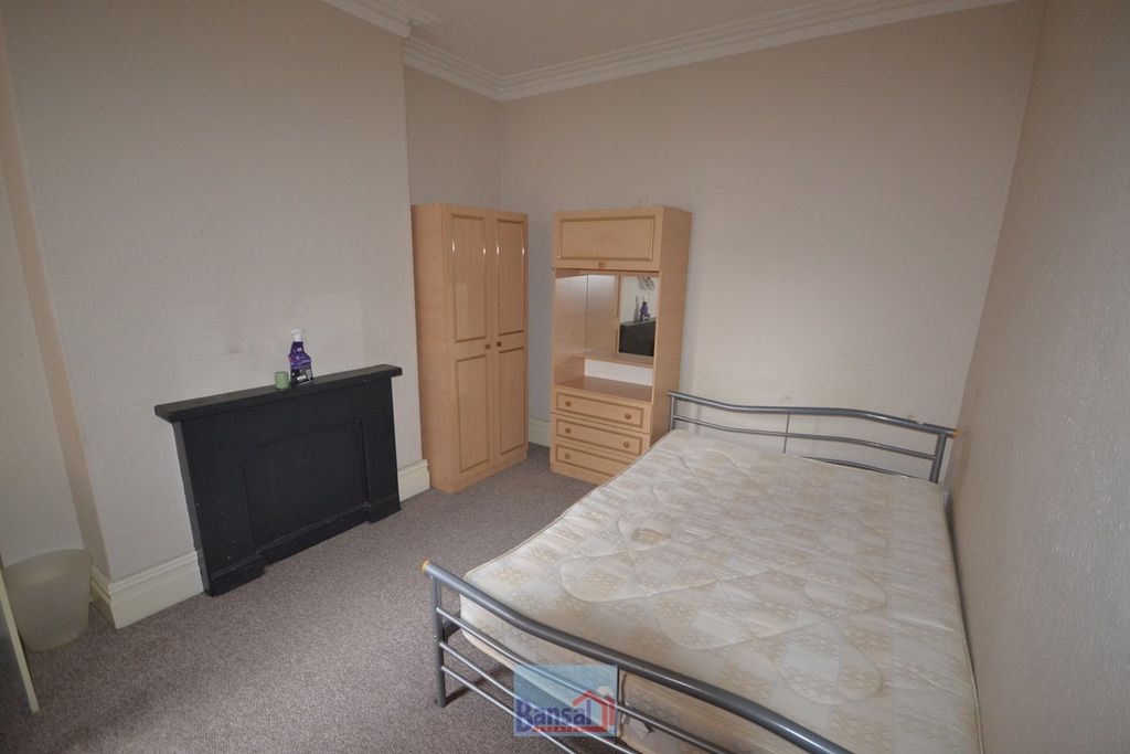 Property photo 3 of 3