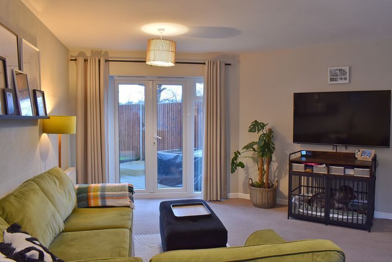 Property photo 3 of 13 Photo 11