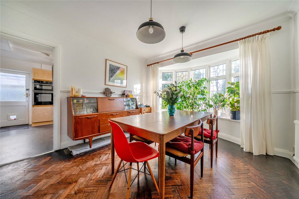 Property photo 3 of 20 Picture No. 18