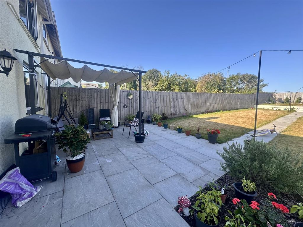Property photo 3 of 17 Patio Garden.Jpeg