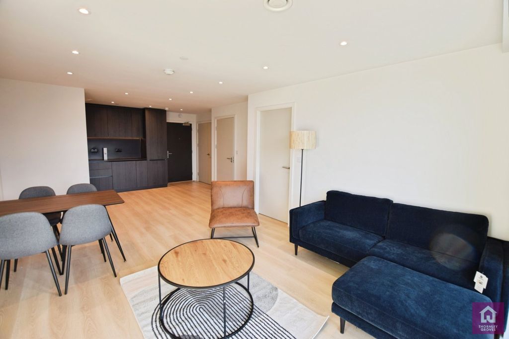 Property photo 2 of 30 Picture No. 09