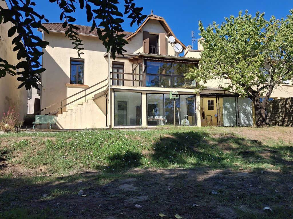 Property photo 1 of 21 Main Exterior View