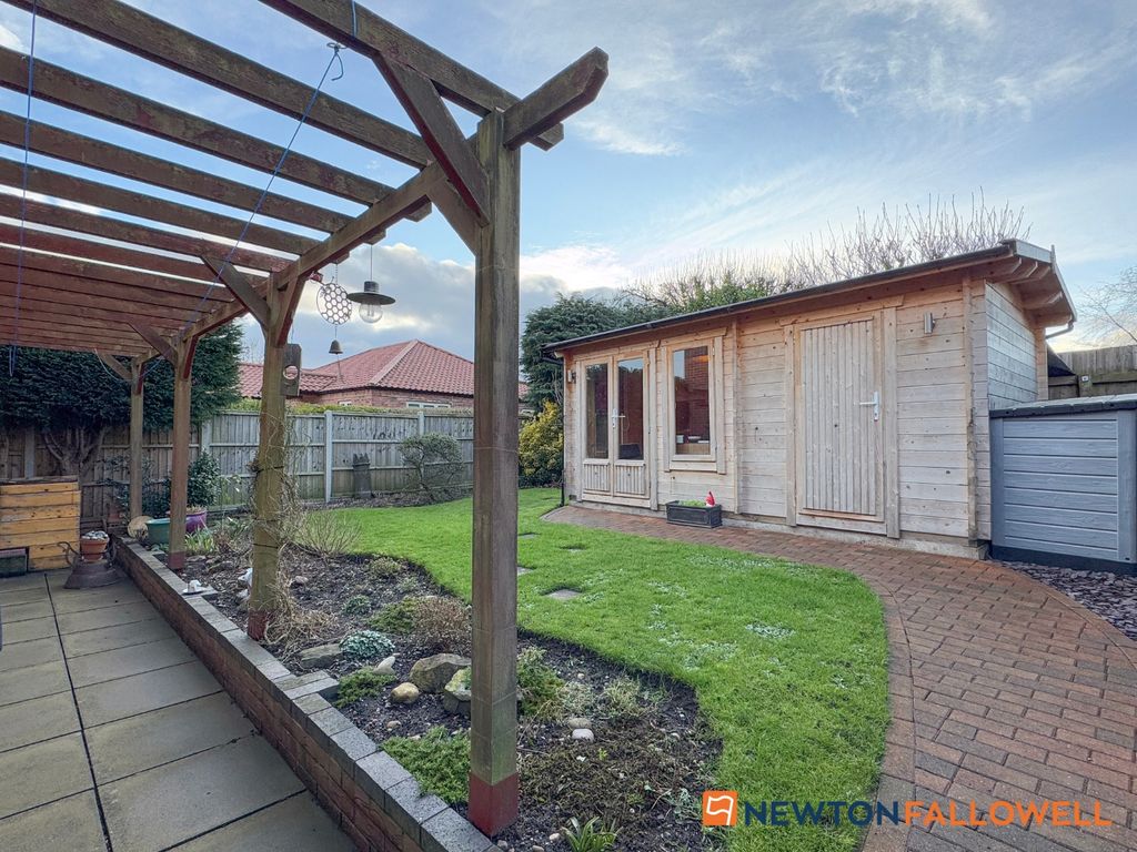 Property photo 3 of 23