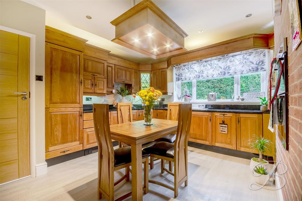 Property photo 2 of 43 Ccltd-24.Jpg