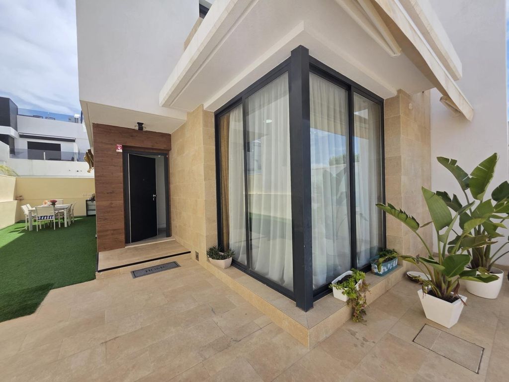 Property photo 3 of 50