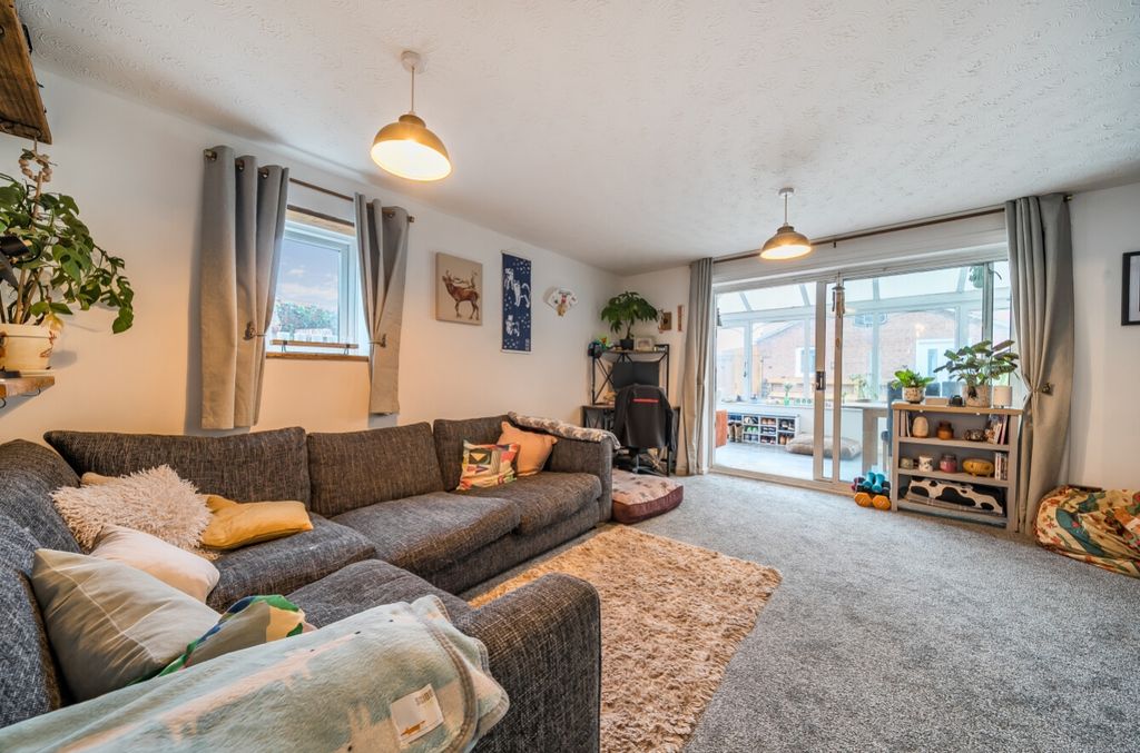 Property photo 2 of 20 1375210-11-6904d93E52478