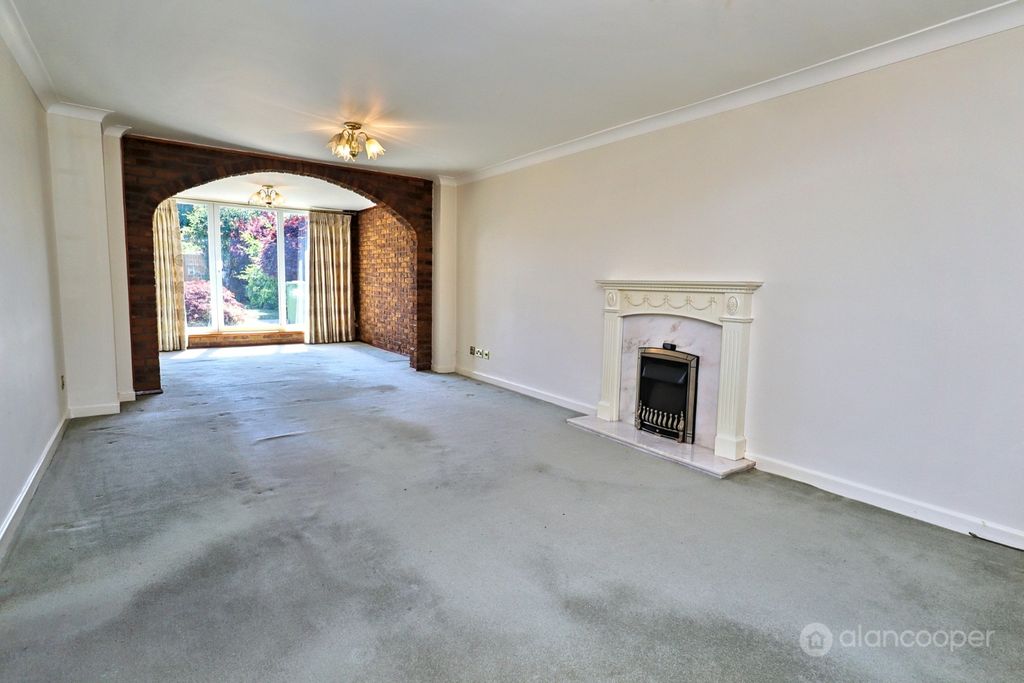 Property photo 3 of 23 5187484