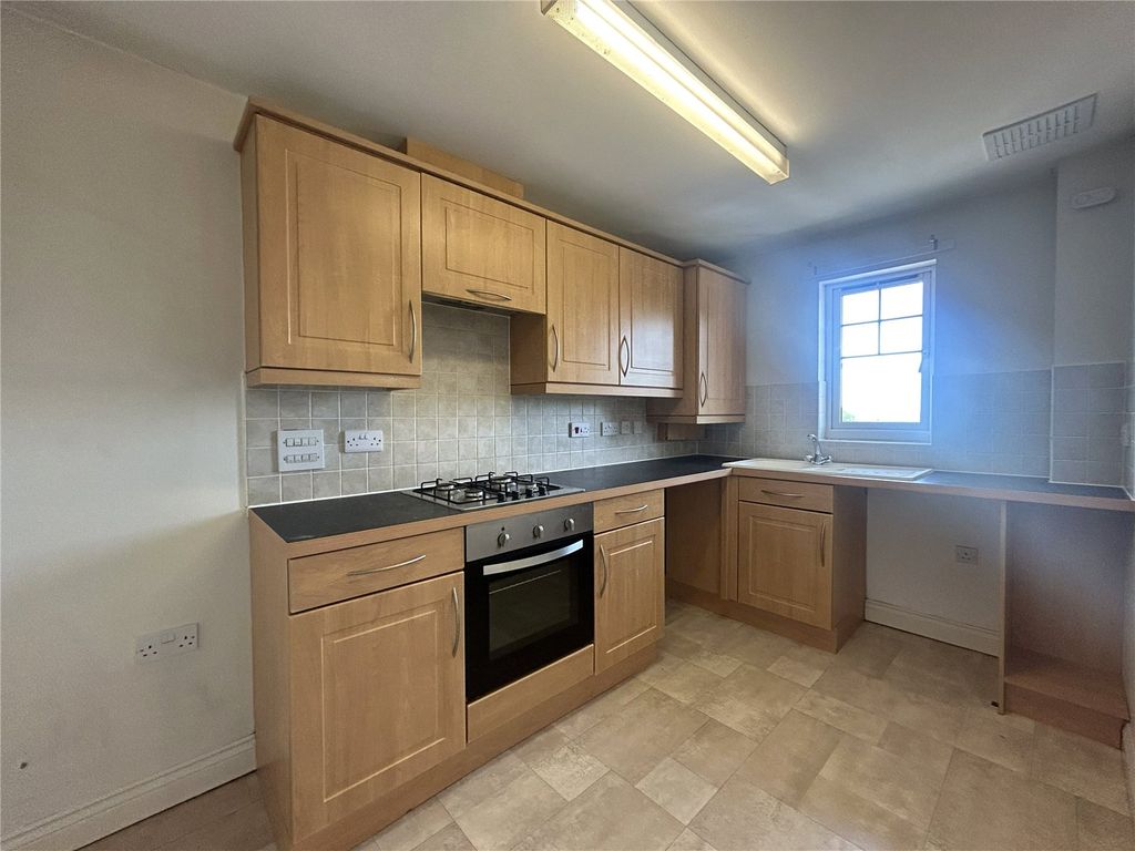 Property photo 2 of 11 Picture No. 14