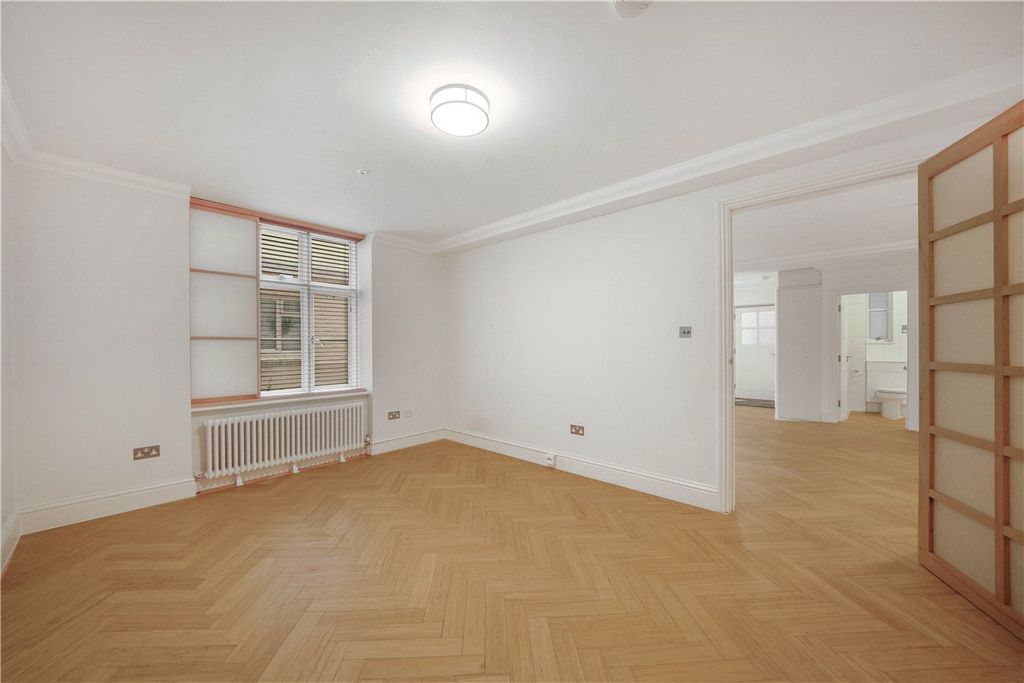 Property photo 3 of 13 Picture No. 12