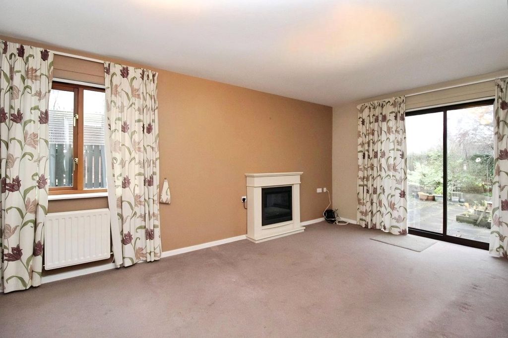 Property photo 3 of 13 Living Room