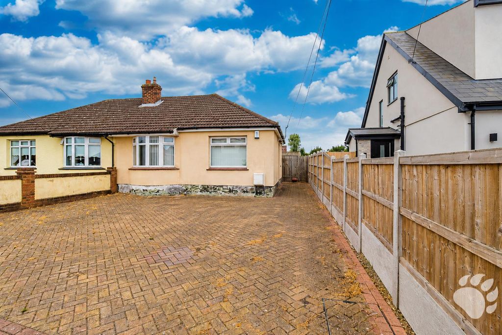Property photo 1 of 19 Front