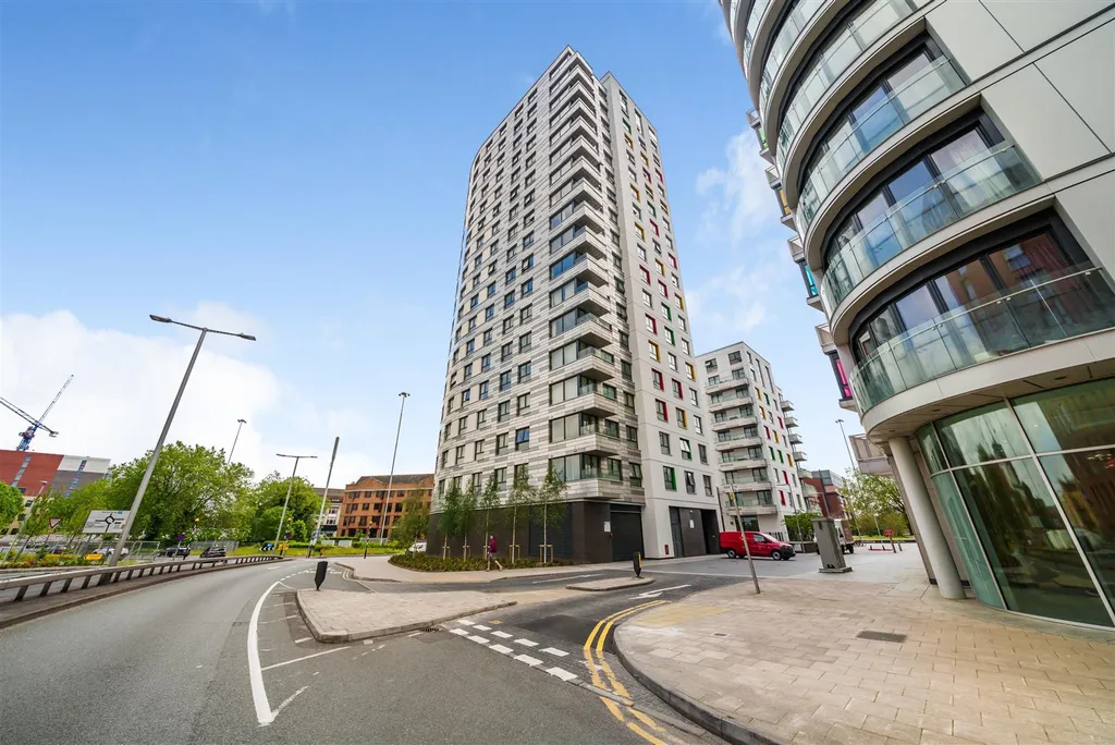 Apartment in Reading, Katesgrove, Coley - View 3