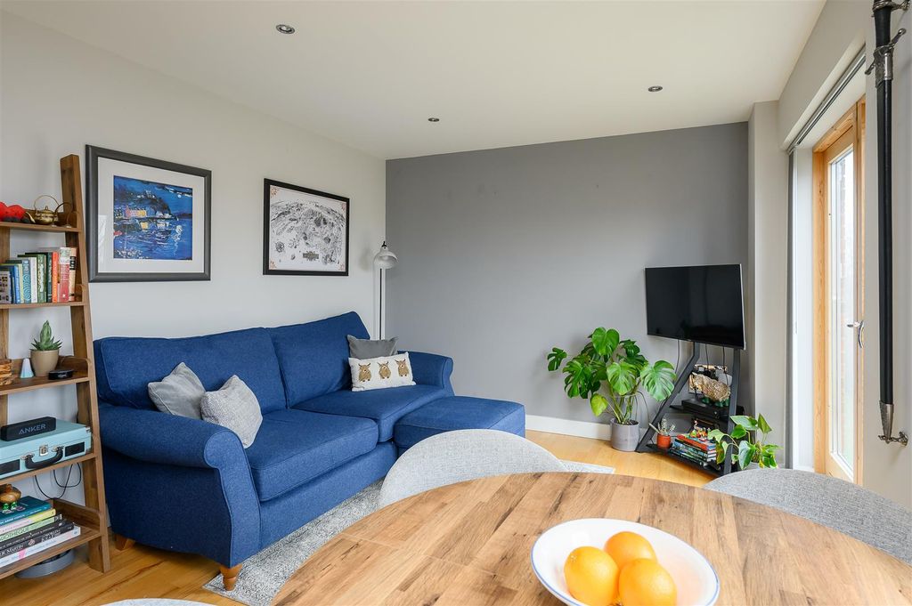 Property photo 2 of 13 Open Plan Living