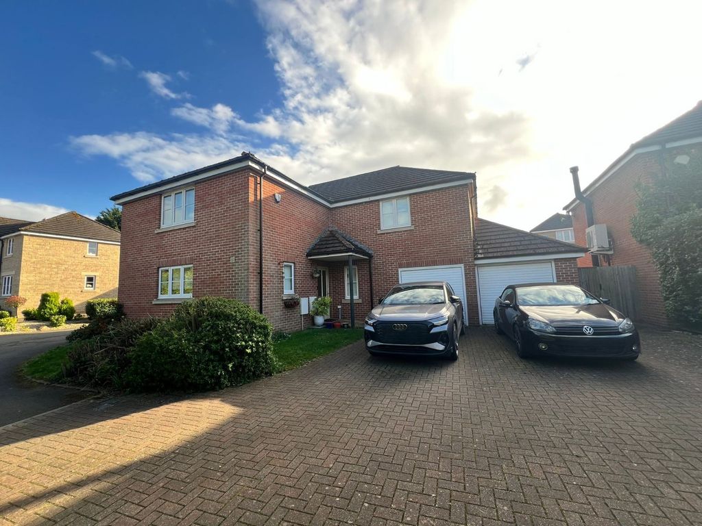 Property photo 1 of 26 Front