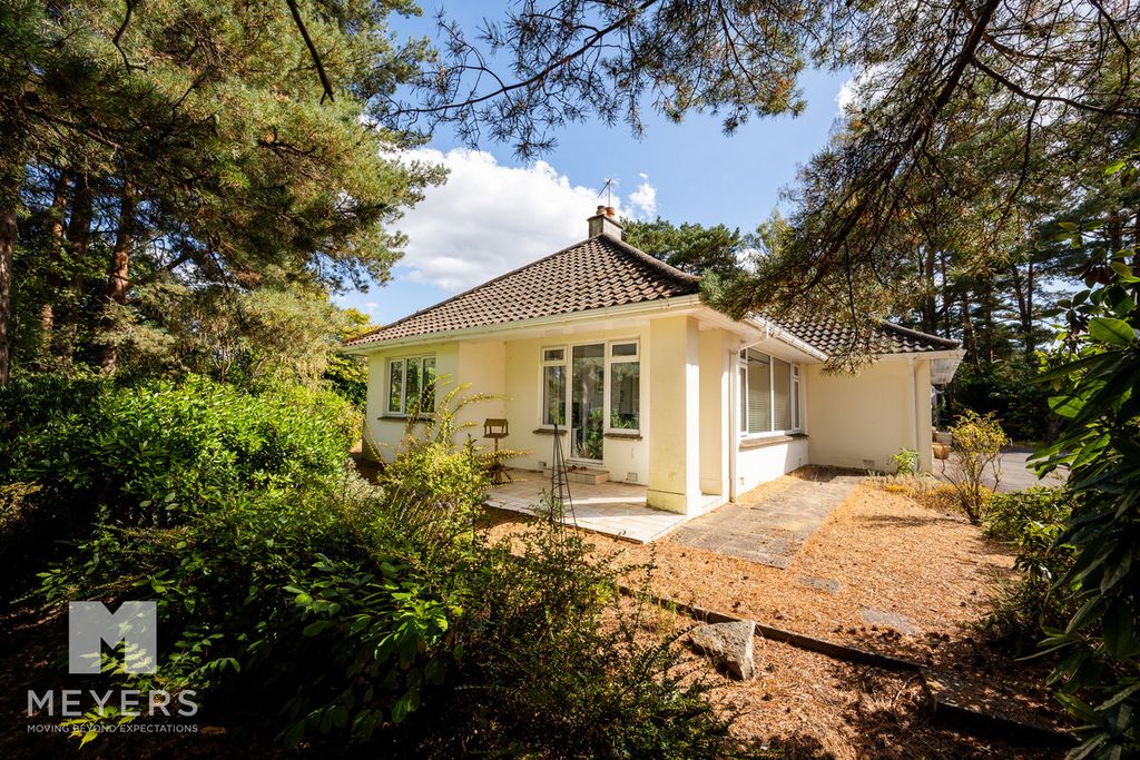 Property photo 3 of 24