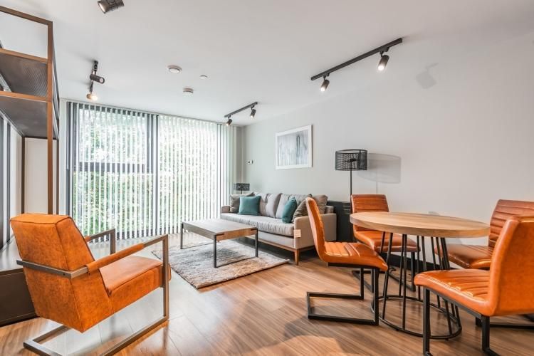 Property photo 2 of 6