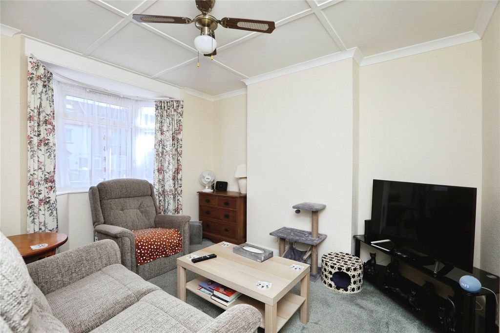 Property photo 2 of 18 Picture No. 05