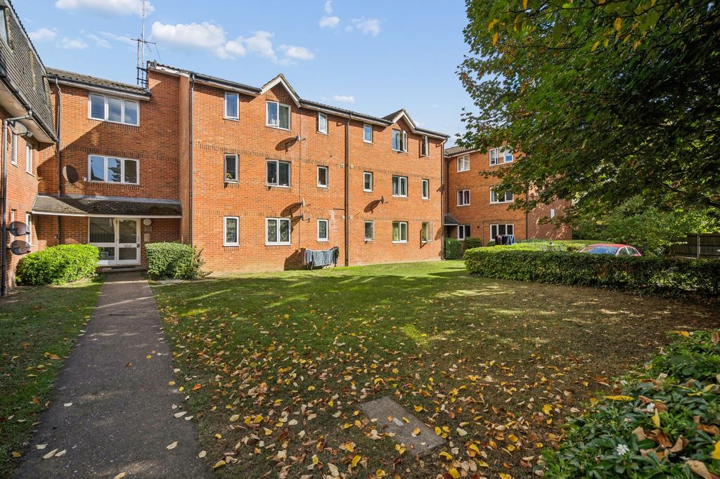 Property photo 1 of 12