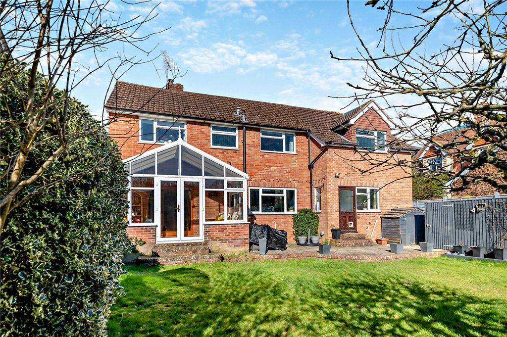 Property photo 2 of 22 Picture No. 06