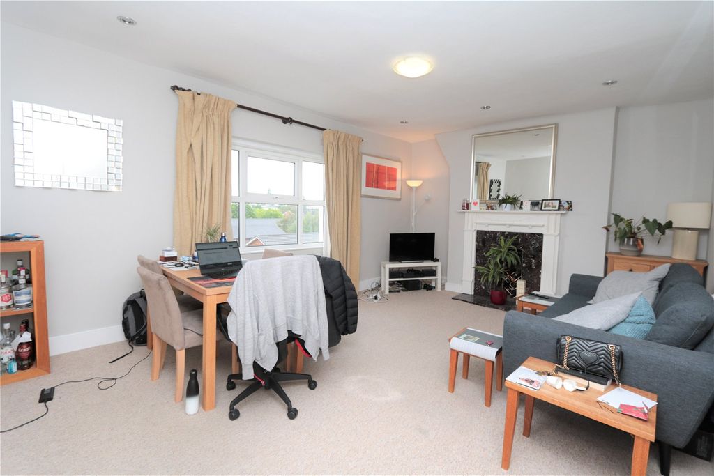 Property photo 2 of 6 Picture No. 05