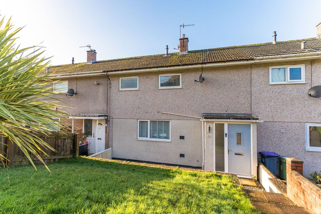 Property photo 1 of 21