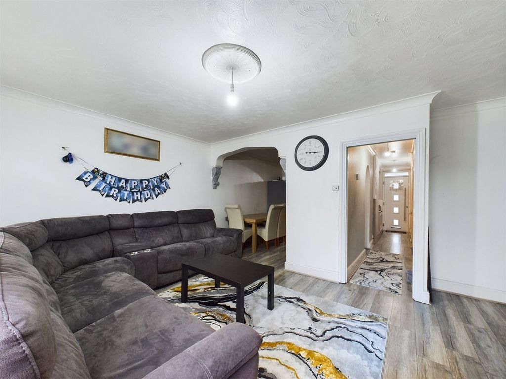 Property photo 3 of 22 Living Room