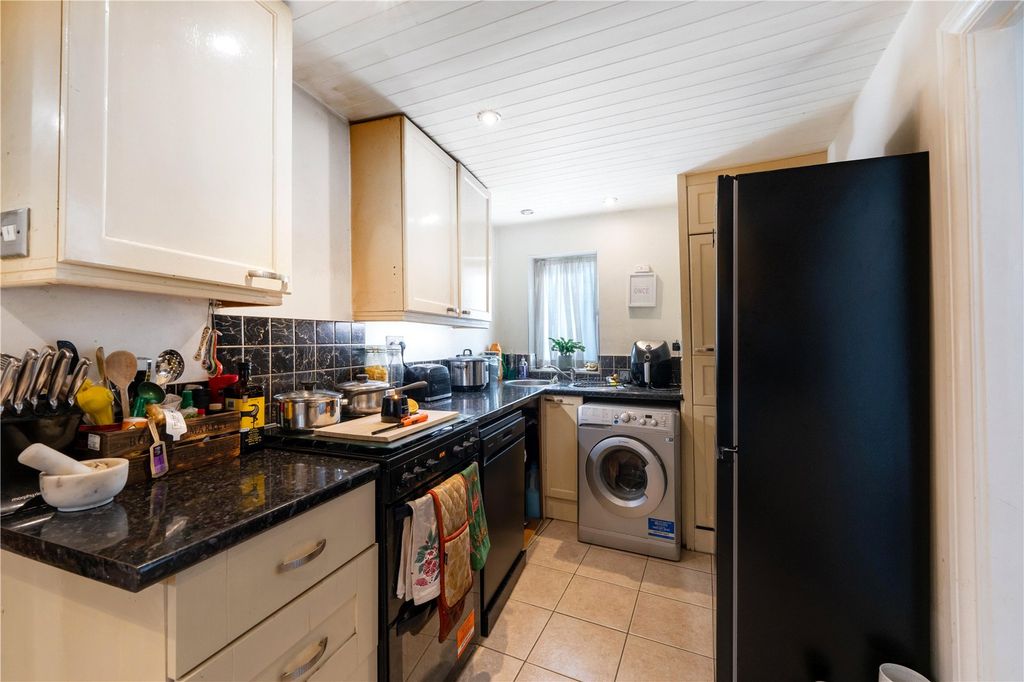 Property photo 3 of 7 Picture No. 09