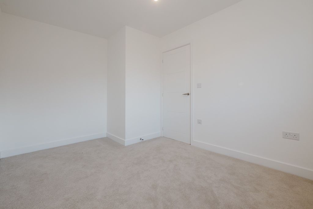 Property photo 3 of 5 Photo