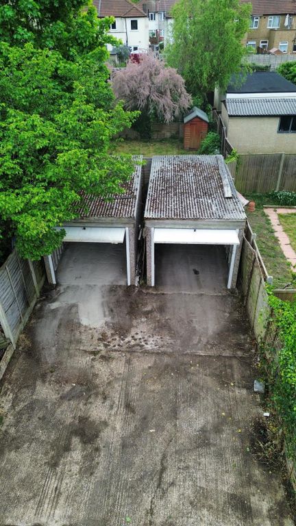 Property photo 3 of 3