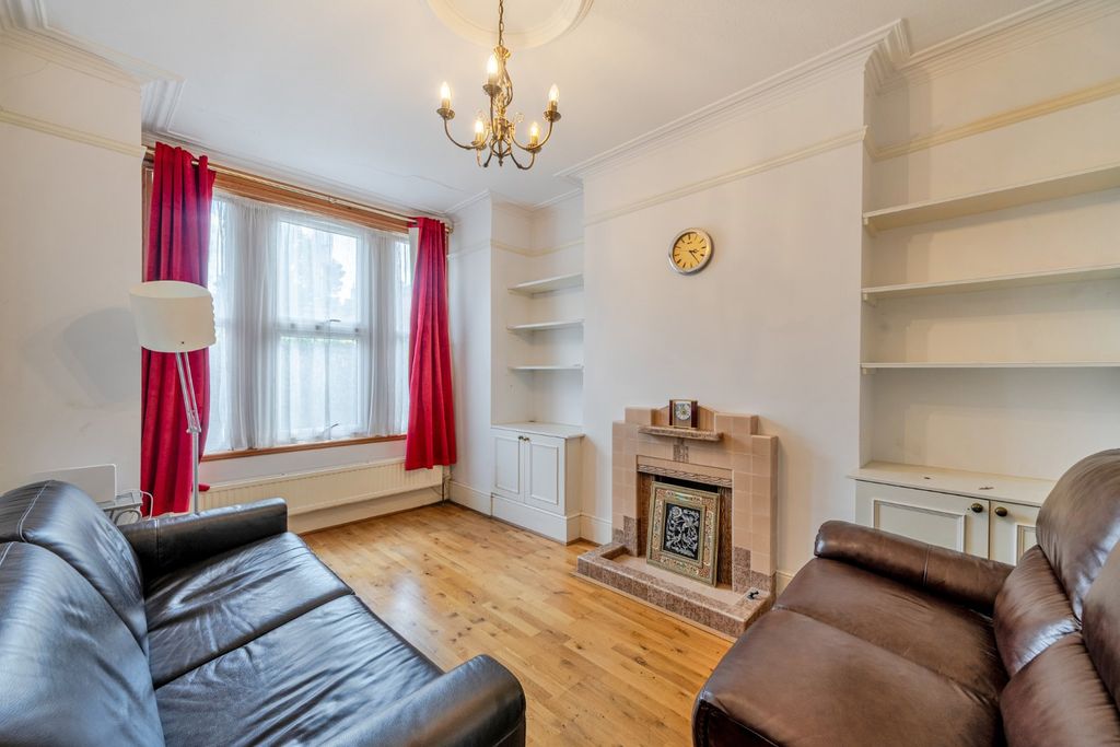 Property photo 2 of 19 Picture No. 22