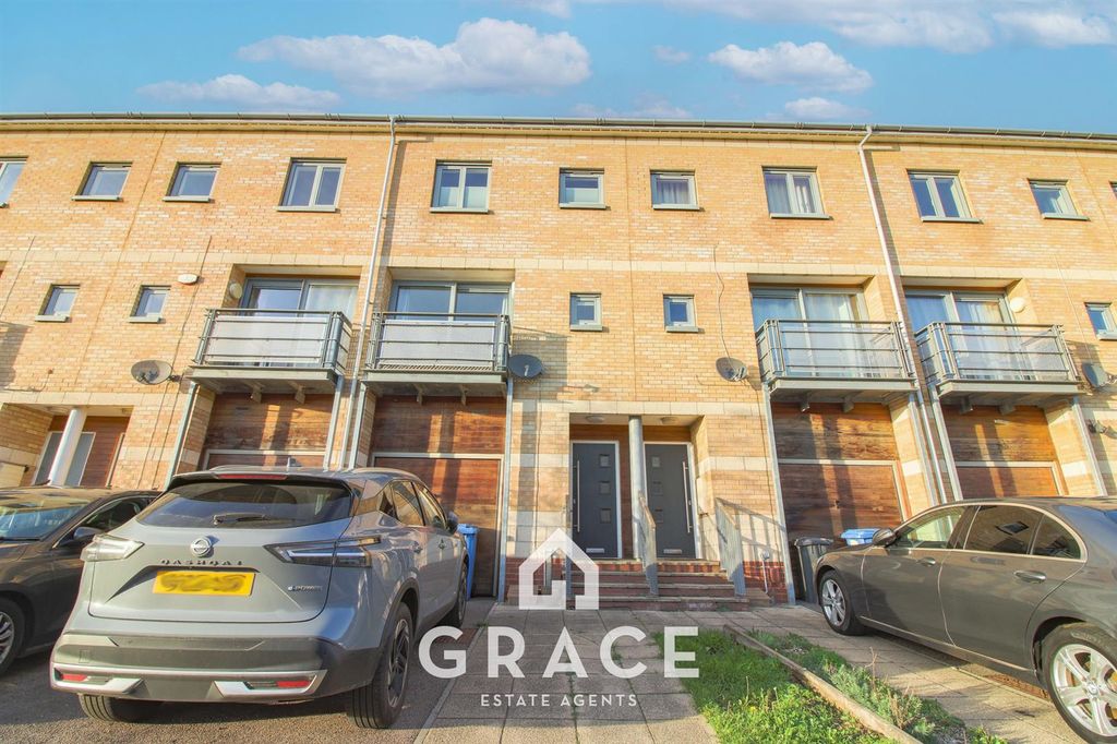 Property photo 1 of 15 Untitled_Hdr-20.Jpg